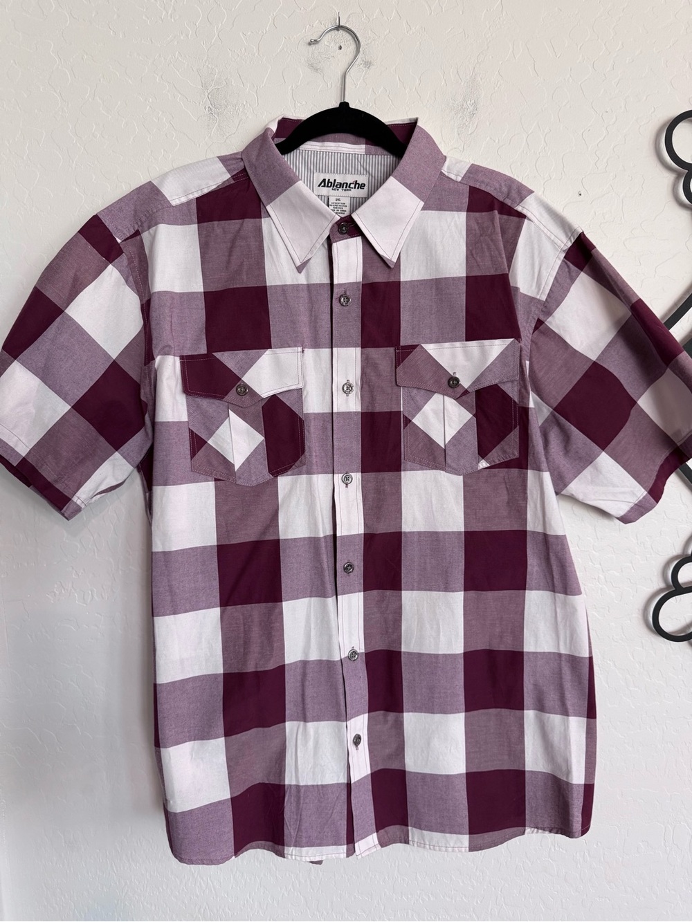 ABLANCHE Men's Short-Sleeve Plaid Button Down Shirt - Maroon & White - XXL